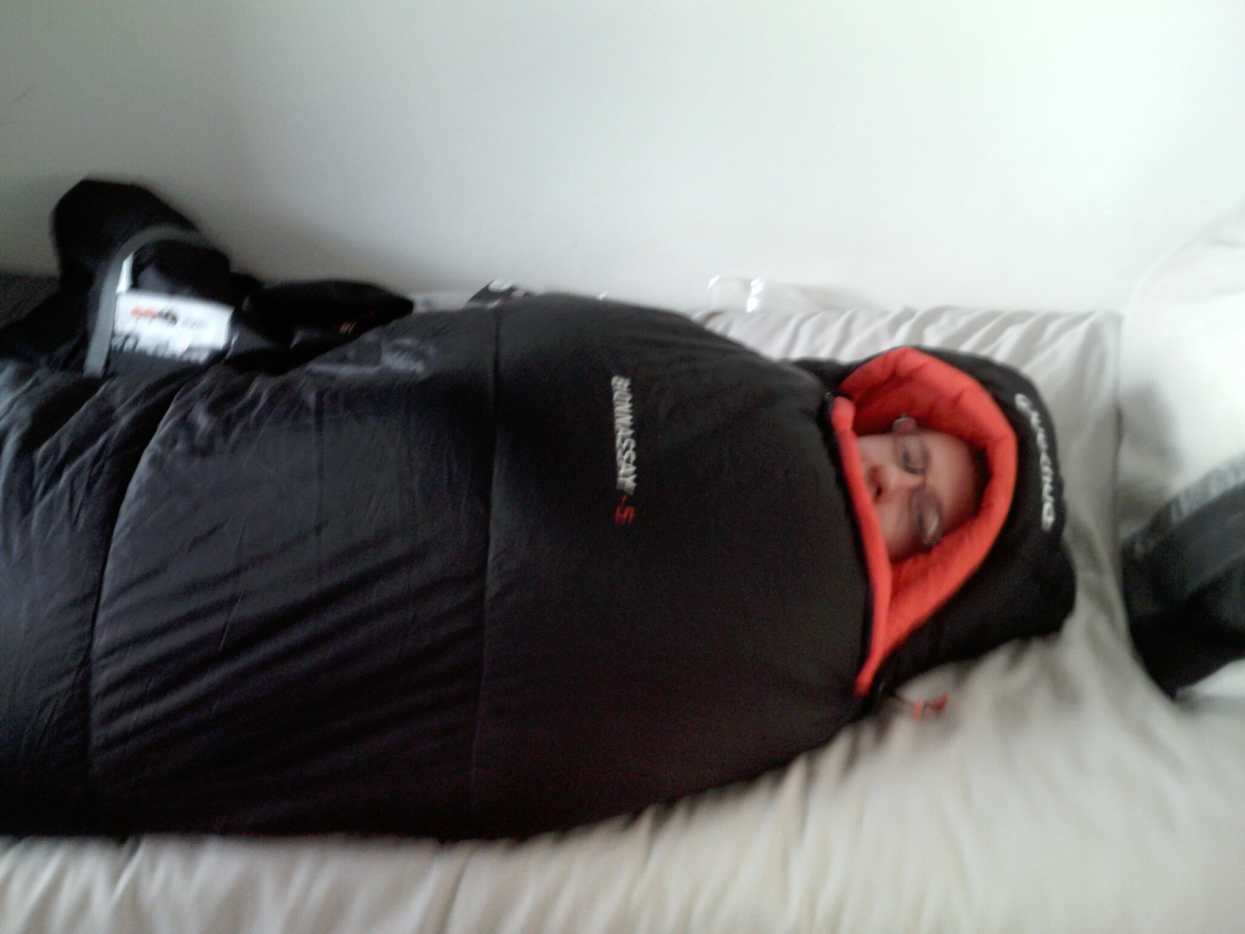 Quechua Bionnassay 5 Mummy Four Season Sleeping Bag Review. (sub 0
