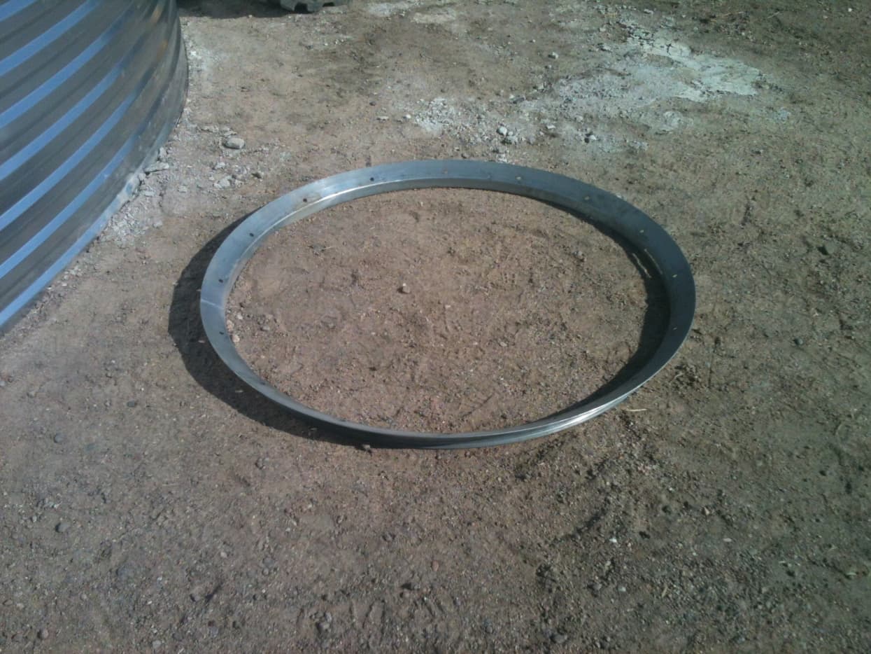 How to Build a Grain BinRoof, Peak Ring, Lid, Safety Ring, and Roof Ladder An Illustrated