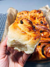 Cinnamon Rolls With Mixed Fruit Filling - Delishably