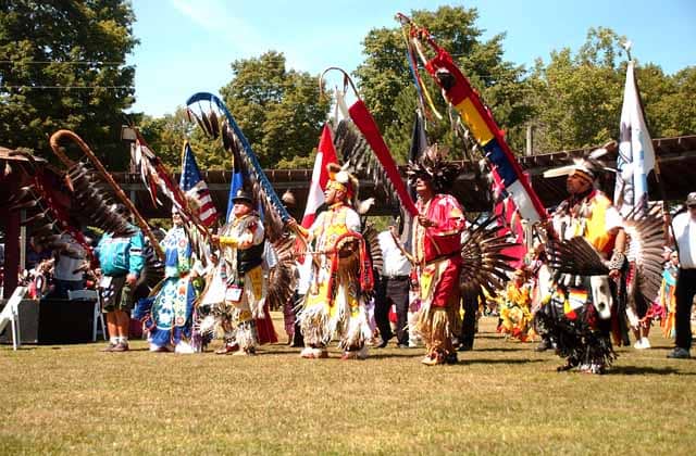 Guide To Native American Powwow Etiquette Hubpages