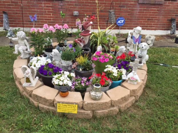 A Garden To Honor Your Loved One, How To Build A Memorial Garden