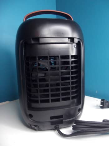 Slaouwo Space Heater with rear cover and filter removed.