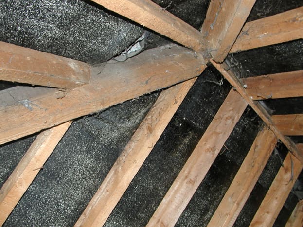 Bituminous felt underlay on the underside of a tiled roof