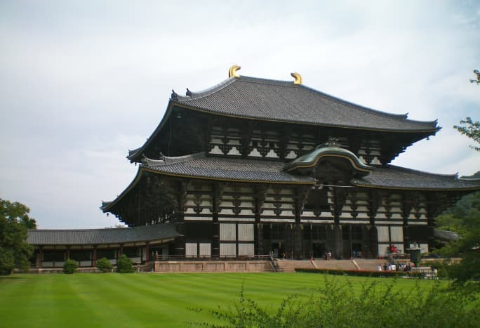The Todai-ji temple (c) A Harrison 