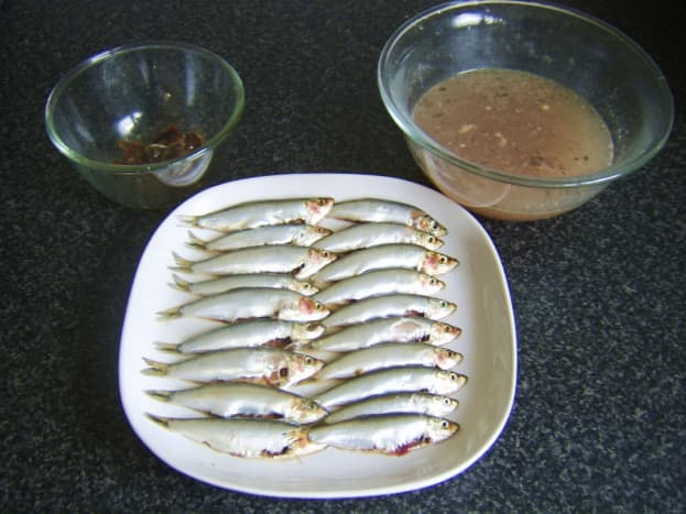 How To Cook Sprats And Recipes Delishably