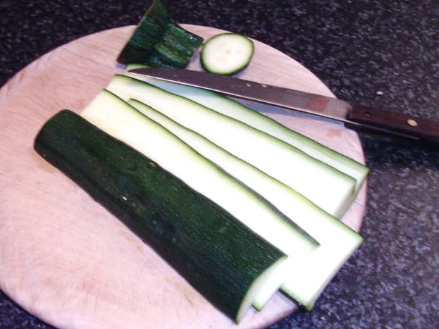Slicing zucchini for baking