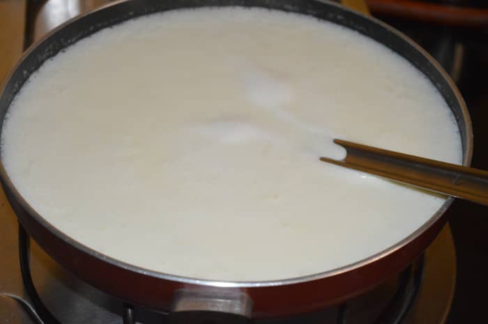 Step one: Boil milk in a non-stick pan or deep-bottomed pan.
