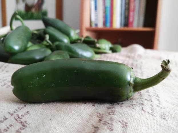 Clean your beautiful Jalape&Atilde;&plusmn;os 