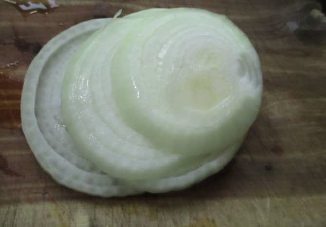 I chopped up a whole onion. It was a Peru. I prefer Vidalia.