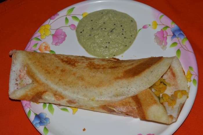Masala dosa with filling