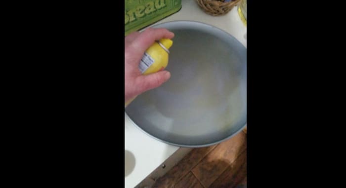 Cooking Spray on baking pan