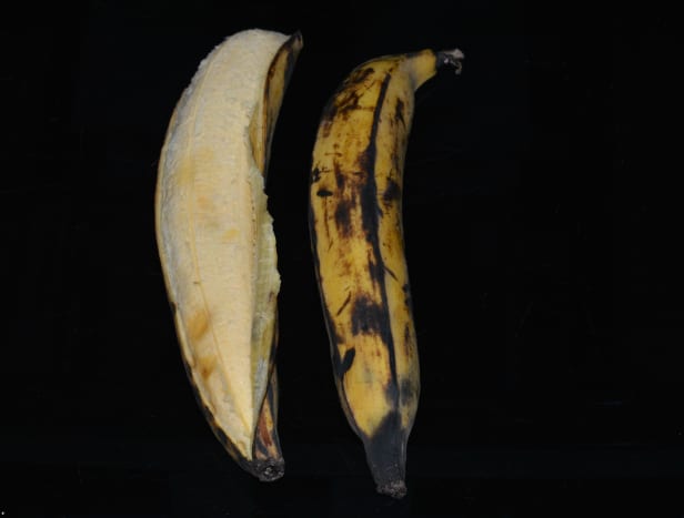 Ripe nendra banana. I used one banana for caramelizing. I served it for two children.