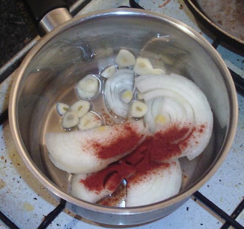 Sauteing onion, garlic and paprika