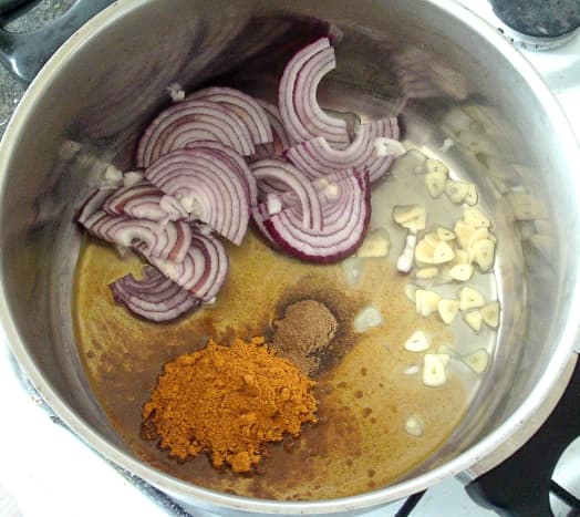 Sauteing base curry ingredients