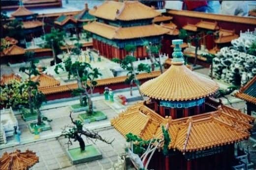 Replicas of smaller vacation palaces outside the Forbidden City