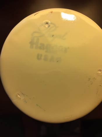 This photo shows the Haeger maker's mark on the bottom of a piece of midcentury pottery. 