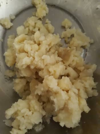 The mashed potatoes.