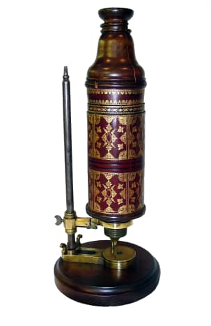 This is the microscope manufactured by Christopher Cock of London for Robert Hooke. Hooke is believed to have used this microscope for the observations that formed the basis of his book &quot;Micrographia.&quot;