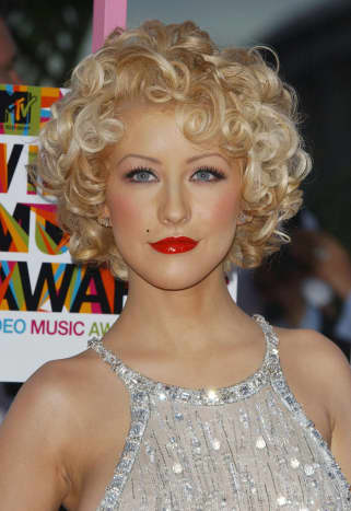 Aguilera at the 2004 MTV Video Music Awards.