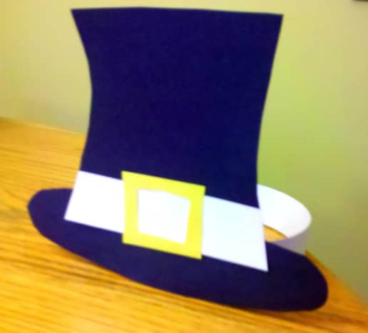 Our finished Pilgrim hat!