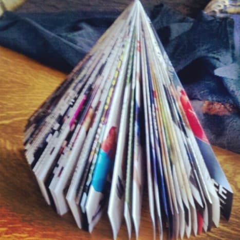 recycled-christmas-tree-crafts-how-to-make-a-tree-with-magazines