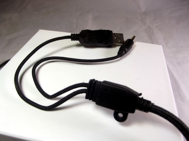Connectors used with M180 Gaming Headset