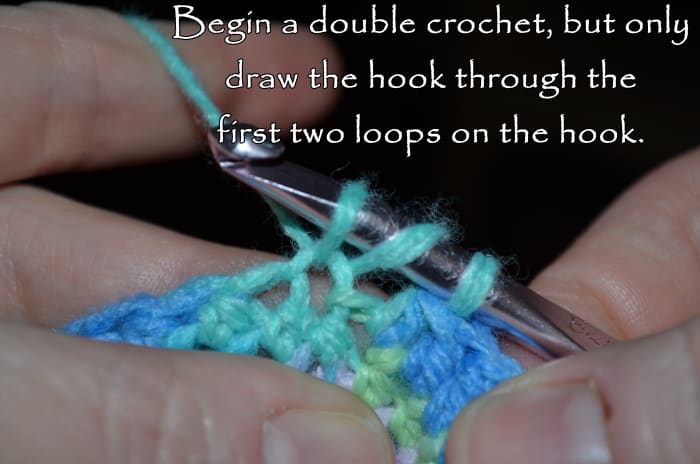 Begin the double crochet.