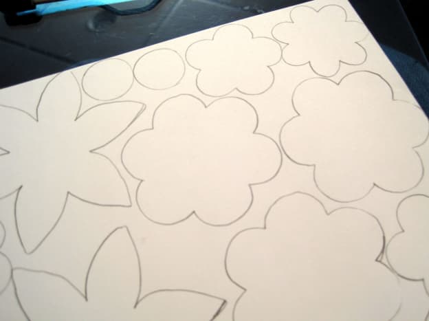 Trace and cut flower shapes