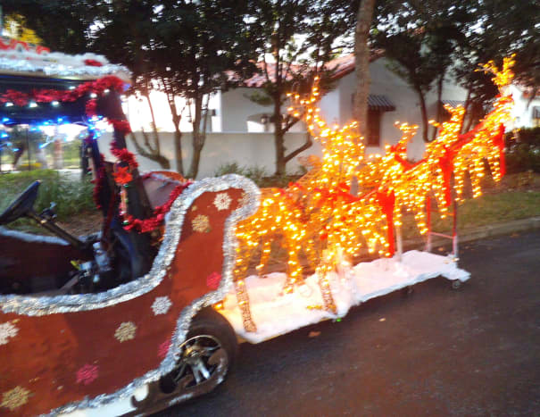 How to Decorate a Golf Cart for Christmas  Holidappy