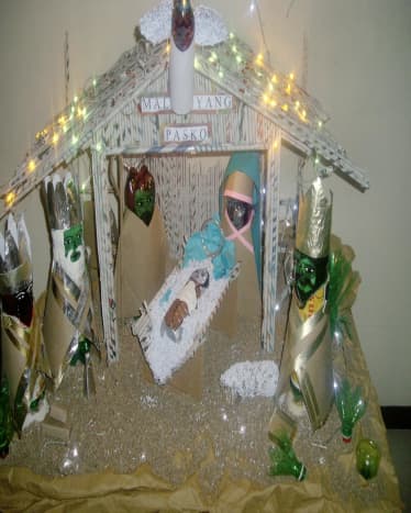 mangers-or-nativity-scene-displays-using-recycled-materials