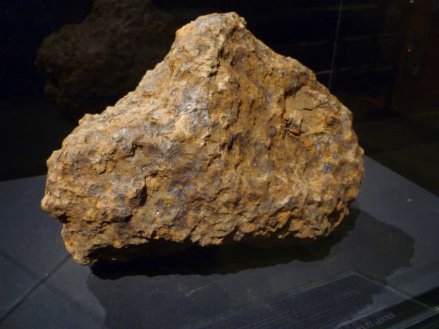 First Meteorite discovered by ground penetrating radar on display at HMNS Sugar Land 