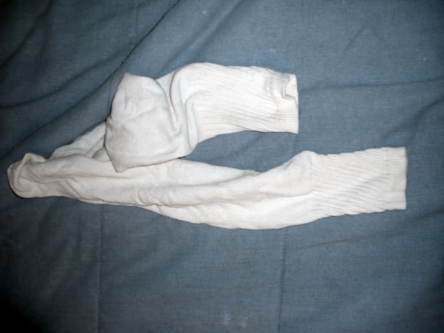 Worn out men's tube socks work well