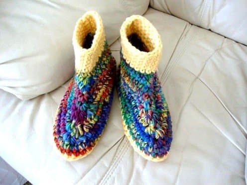 Toes are toasty in these boot-style slippers, and ankles are warm too. These sturdy slippers wrap around ankles and stay on.