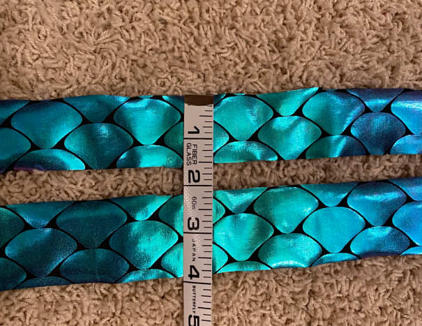Cut two stretchy strips about 2 inches wide and up to 18 inches long.
