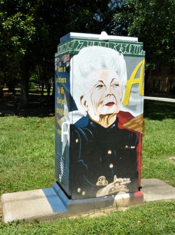 Mini Mural features Ann Richards by artist Tra Slaughter