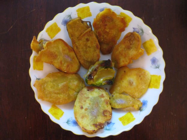 Vegetable fritters cooked in Indian style