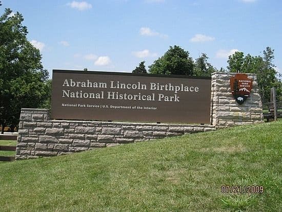 Thomas and Nancy Lincoln lived in a one-room log cabin on Sinking Spring Farm in Hodgenville, KY. Abraham Lincoln was born there on February 12, 1809.
