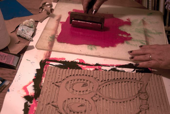 corrugated-cardboard-printmaking-for-children