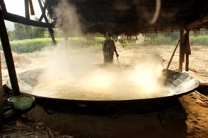 boiling sugarcane juice