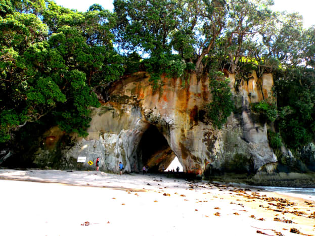 Cathedral Cove--walk through to the other side!