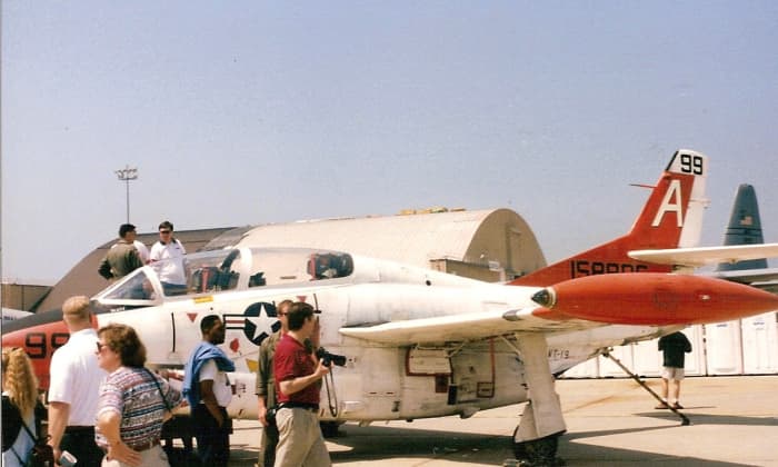 A T-2 Buckeye on static display during an airshow.