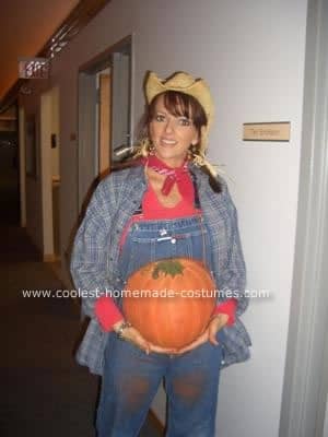 A pregnant farmer wife with pumpkin. Source:  http://www.pregnantchicken.com/