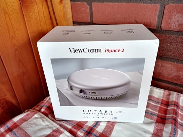 Review of the Viewcomm Ispace2 Portable Projector - 26