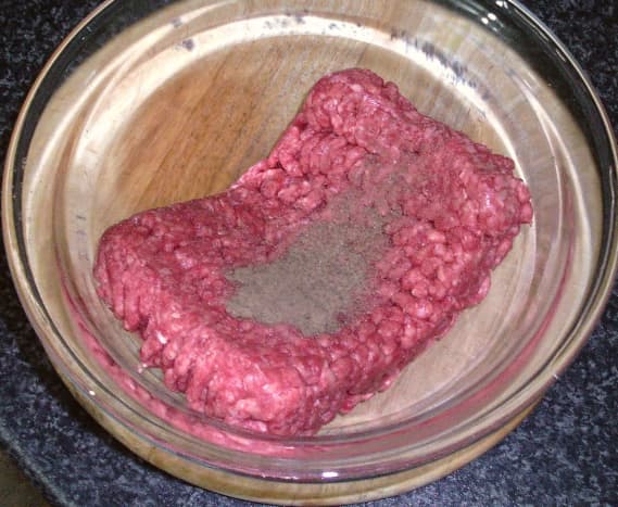 Seasoned beef for burgers