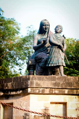 Statue of JijaMata &amp; Shivaji
