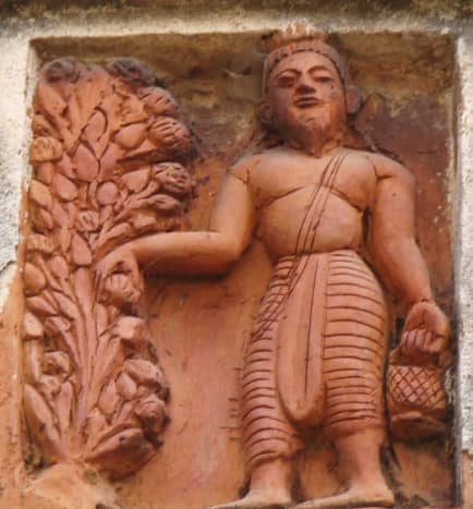 Priest 1; terracotta. At Sridhar temple in Sonamukhi, Bankura.