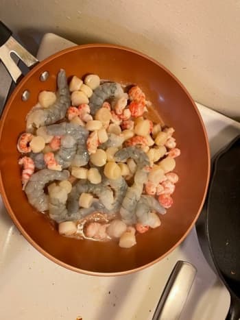 For the ultimate experience I recommend shrimp, scallops, and lobster. The langoustine lobster tails do not add much to the overall cooking time and they add a feeling of refinement. 