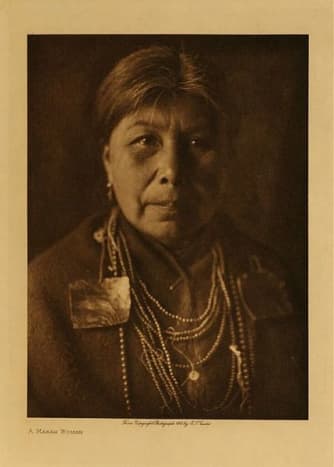 A Makah woman in 1900.