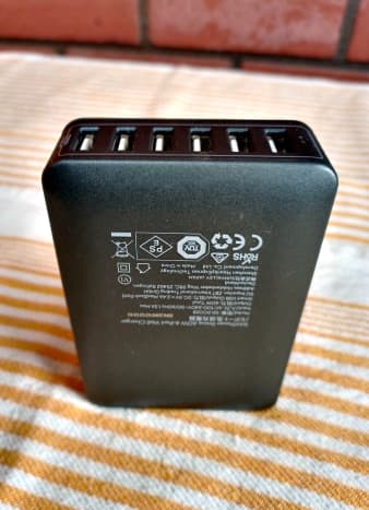 Review of the Ravpower 60 Watt Multiport Charger - 39