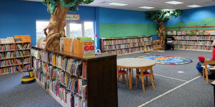 Children&rsquo;s Area inside Bellaire City Library